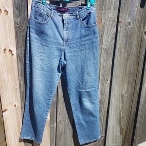 Gloria Vanderbilt Jeans size 16 35WX28L